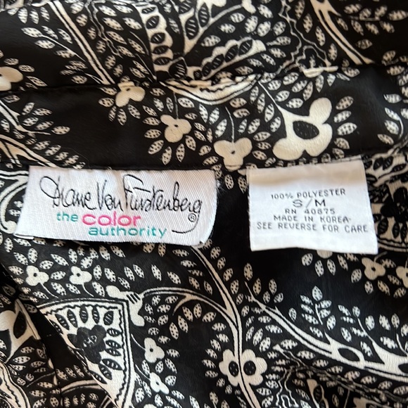 DIANE VON FURSTENBERG Vintage Shear Top Blouse - Picture 6 of 8